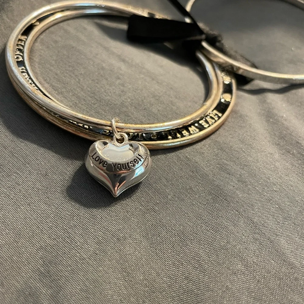 Bangles - Picture 3 of 4